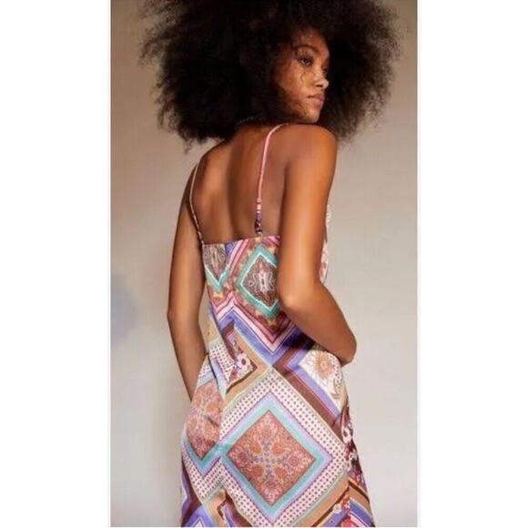 Urban Outfitters Mallory Cowl Neck Slip Dress Size M - Picture 3 of 8